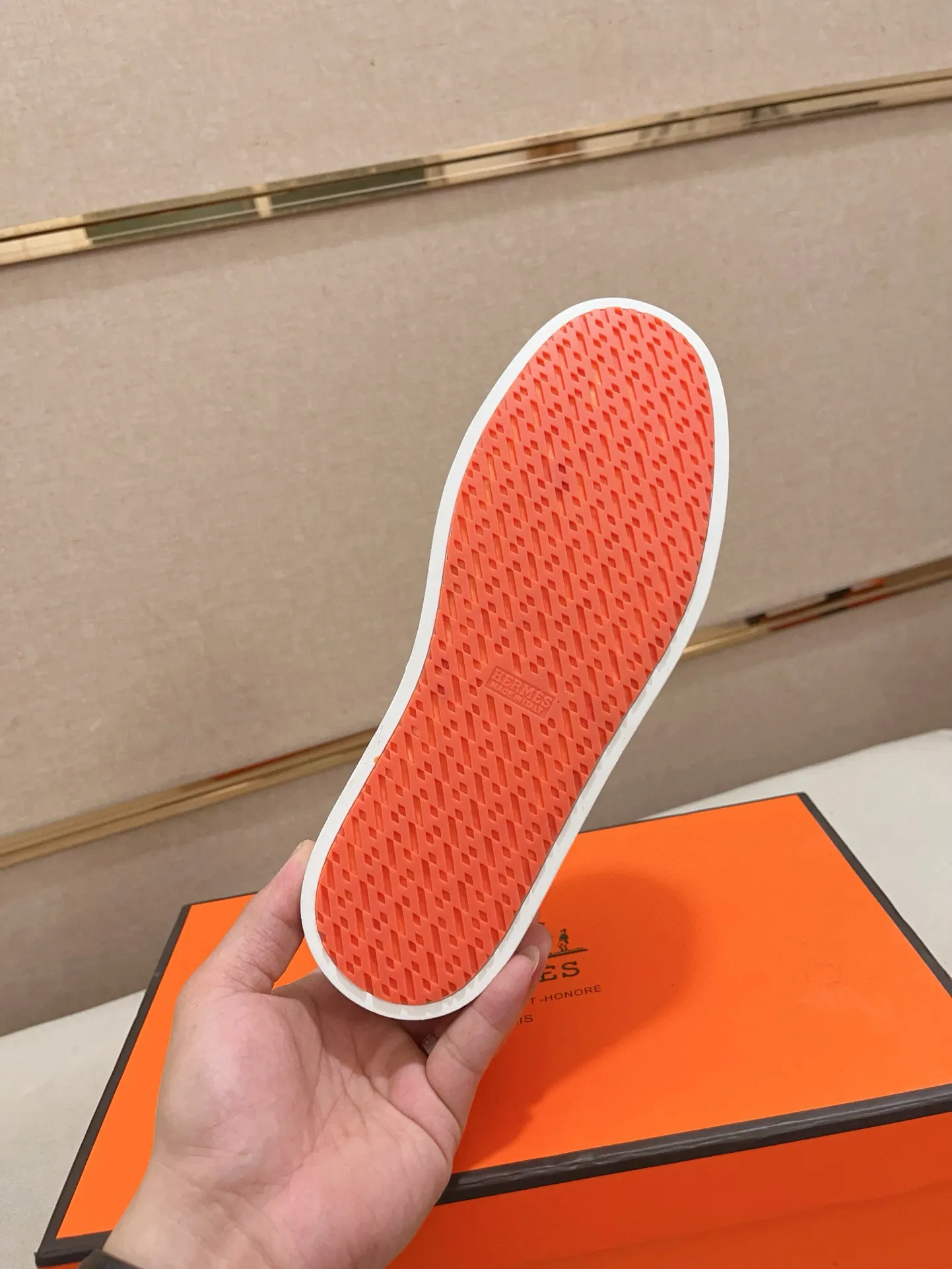 Men's clothing and shoes💰: 400💰《HERMES》【Classic Original Version】Hermès; Top 🔝 Purchasing Agency 🔍🔍Men's latest 🇺🇸 counter sales simultaneously, original ▲▲cowhide imported from Italy ▲▲Exquisite workmanship (Italian 🇮🇹Imported water-dyed 🐂cowhide lining) sole: original sole provided by the original factory, ⚠️exclusive double-layer activity·TPR·rubber·combined molded outsole; Code number: 38-44 (45/46 can be customized, non-refundable)
